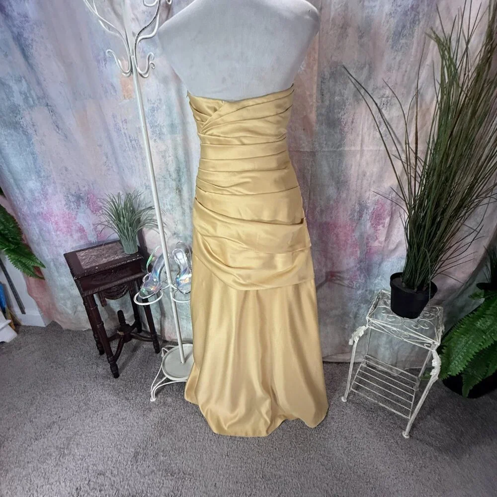📌Forever Yours Gold Strapless Plated Bridesmaid - Prom - Formal Dress - Picture 2 of 16